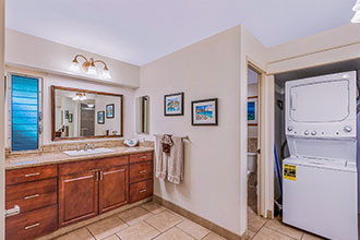Maui Eldorado Vacation Rental K-112 Changing and Bath Area